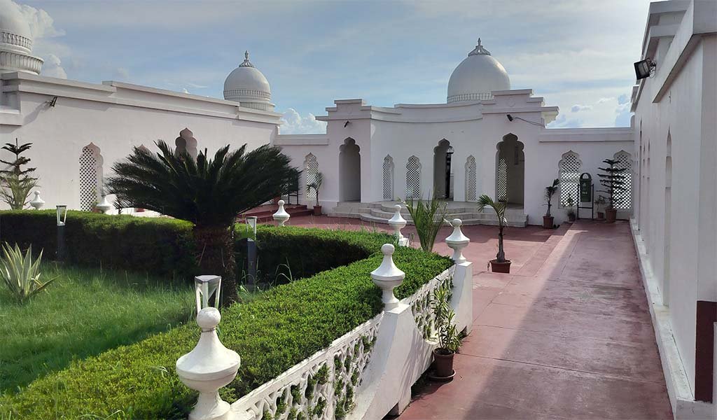 Neermahal is the second largest water palace in India